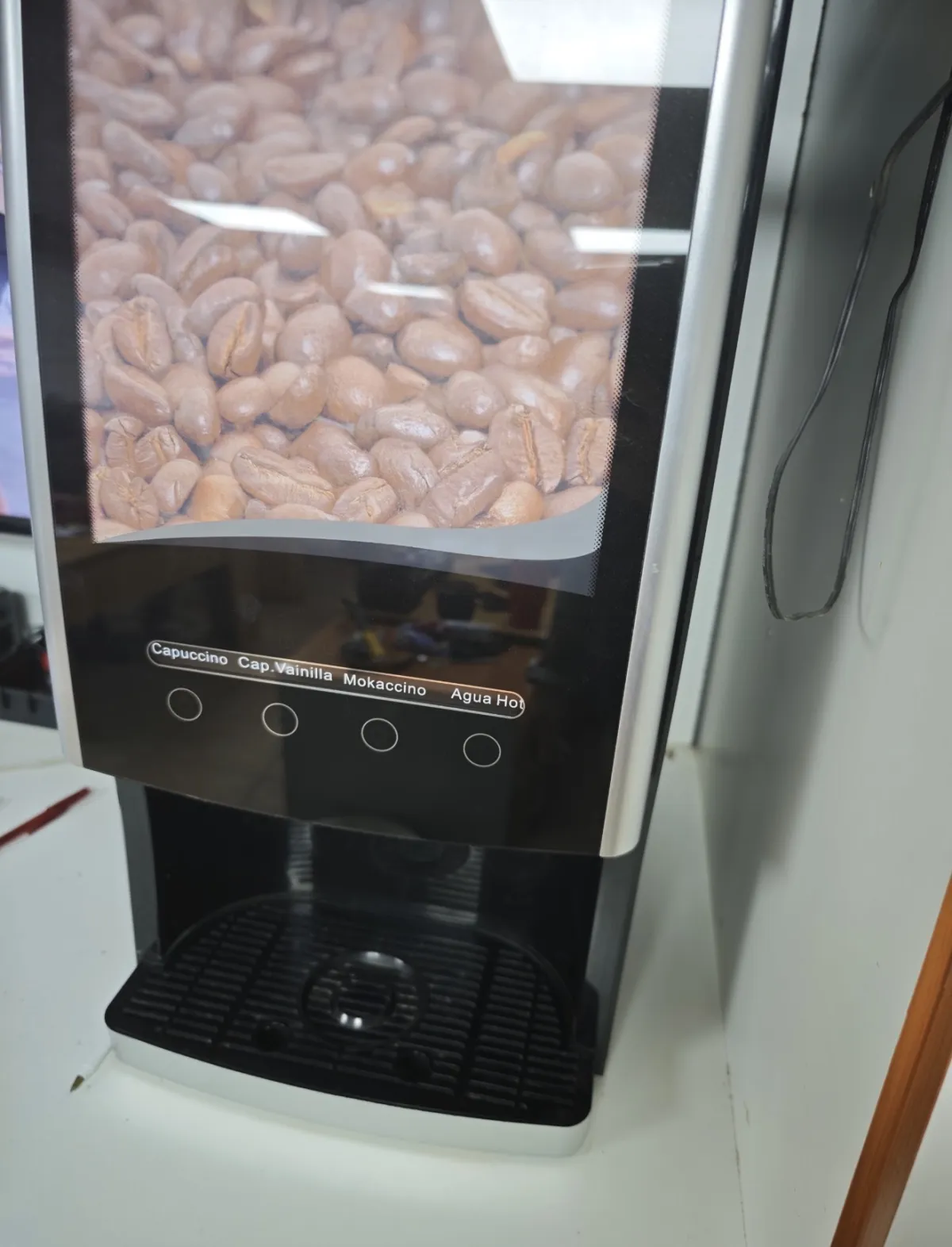 Maquina de cafe 3 Sabores — foto 1